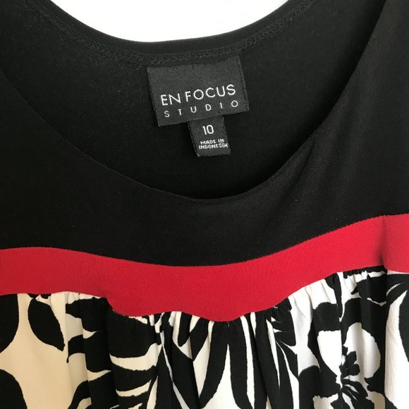 En Focus Women's Empire Sleeveless Minidress Black White Print Red Ribbon Sz 10 - Picture 4 of 9
